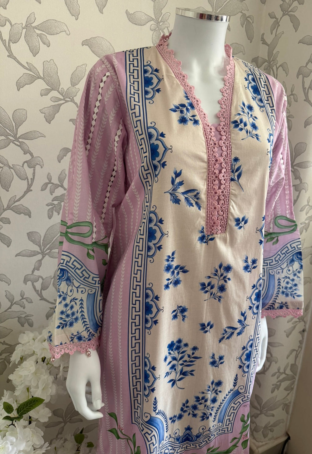 9B-M BASICS by MARIA.B ORIGINAL | 3 piece stitched Lawn suit