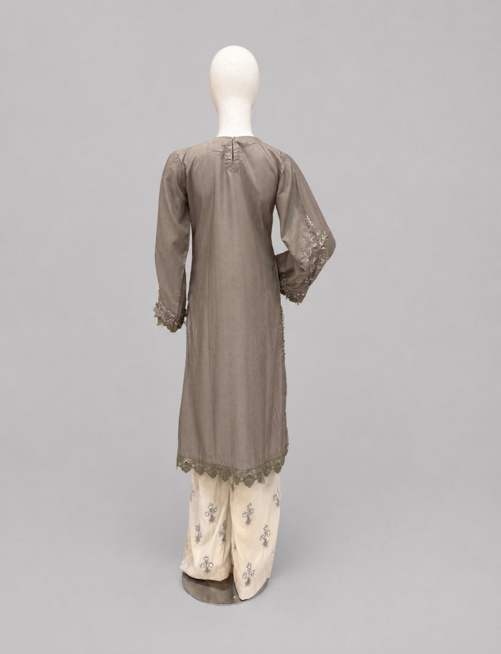 3 Piece Embroidered Lawn Suit