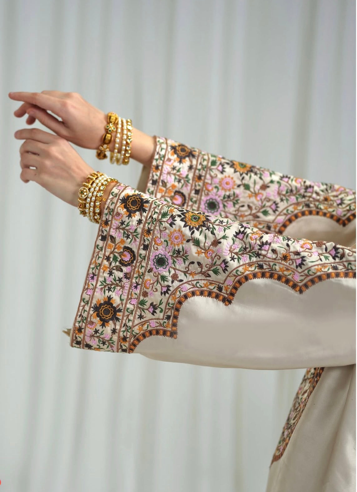 Luxury Cream 3 Piece Pakistani Embroidered silk kaftan Suit | Women’s Festive Wear