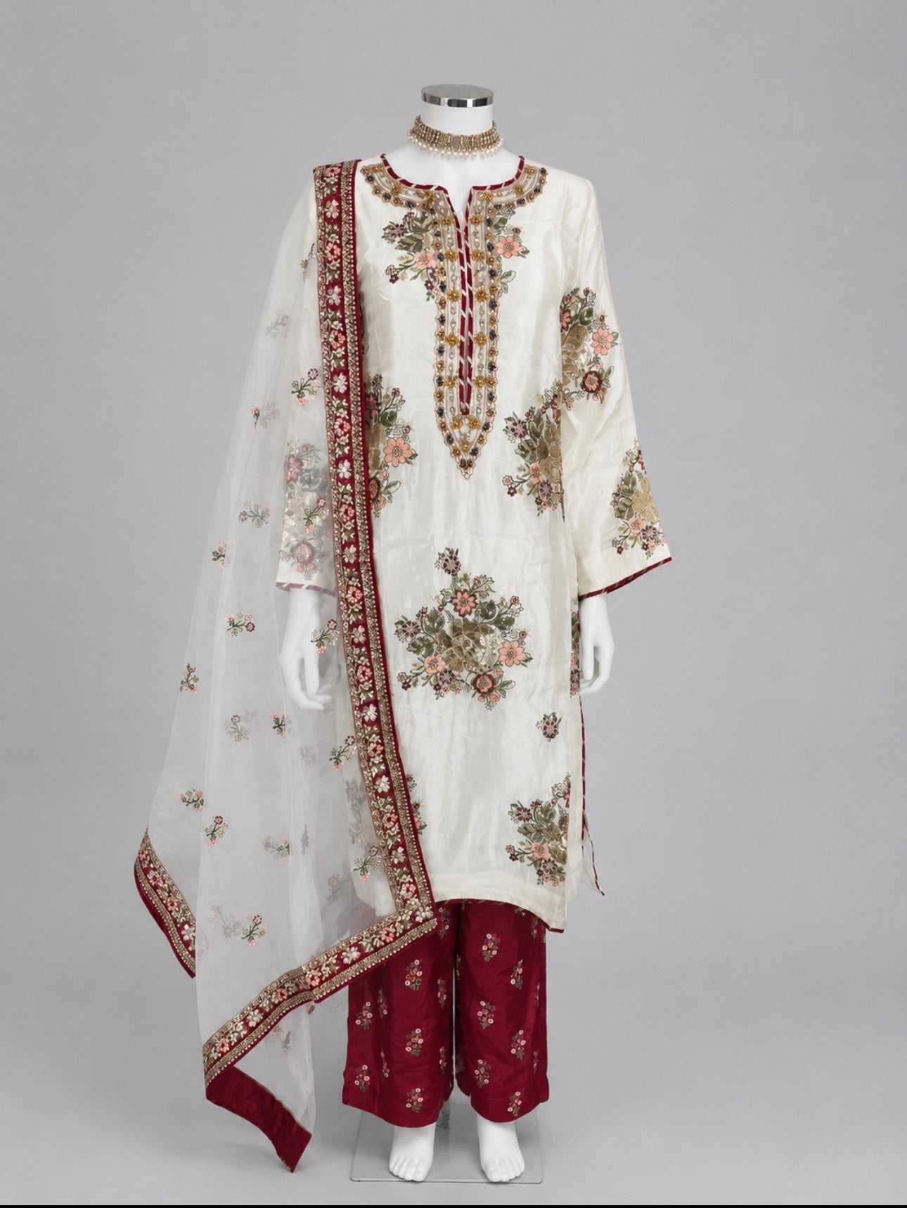 LILLY | 3 pieces heavy sequins embroidered silk suit