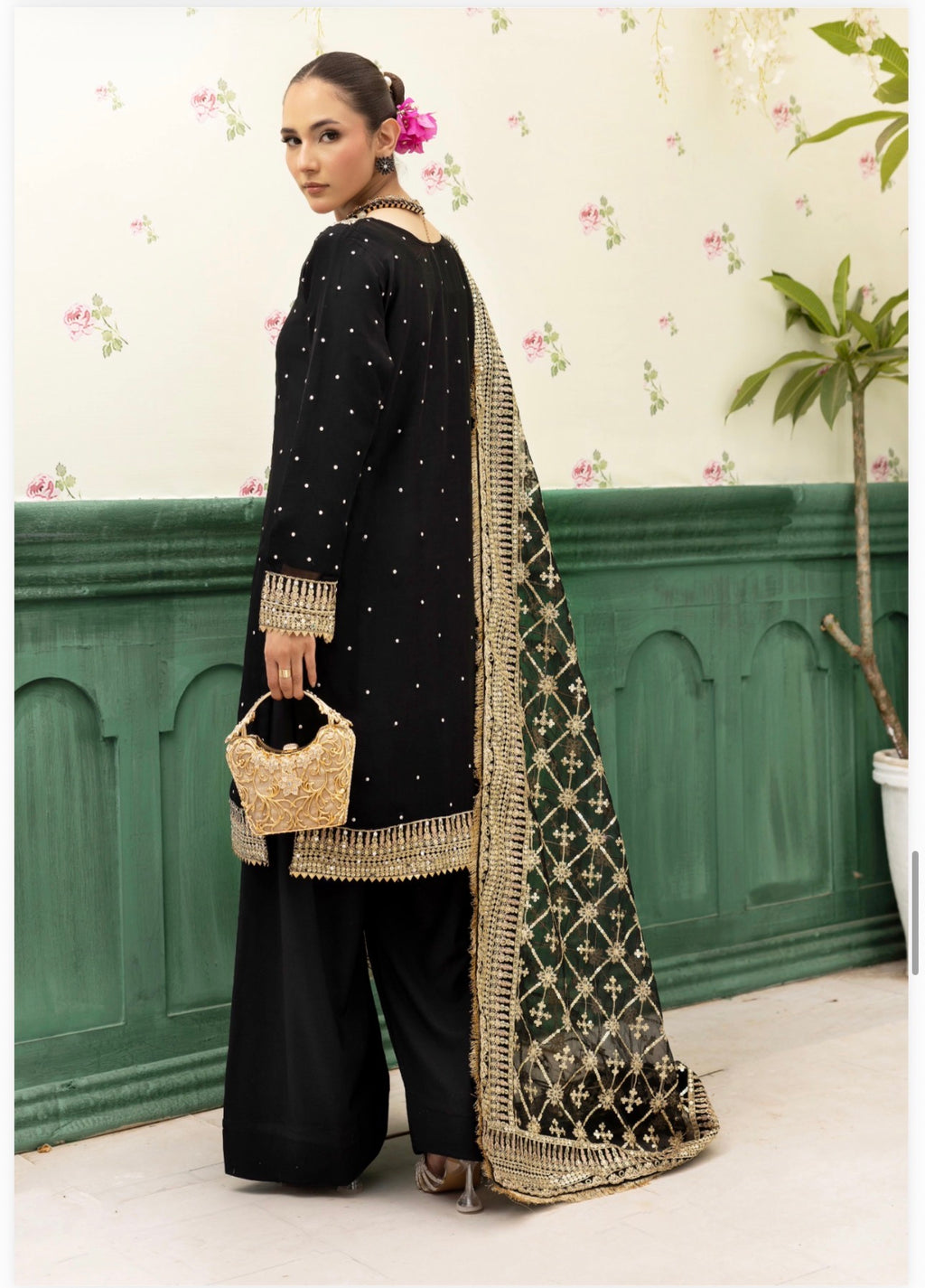 HAYA | 3 piece chiffon suit with heavy embroidered organza duppatta