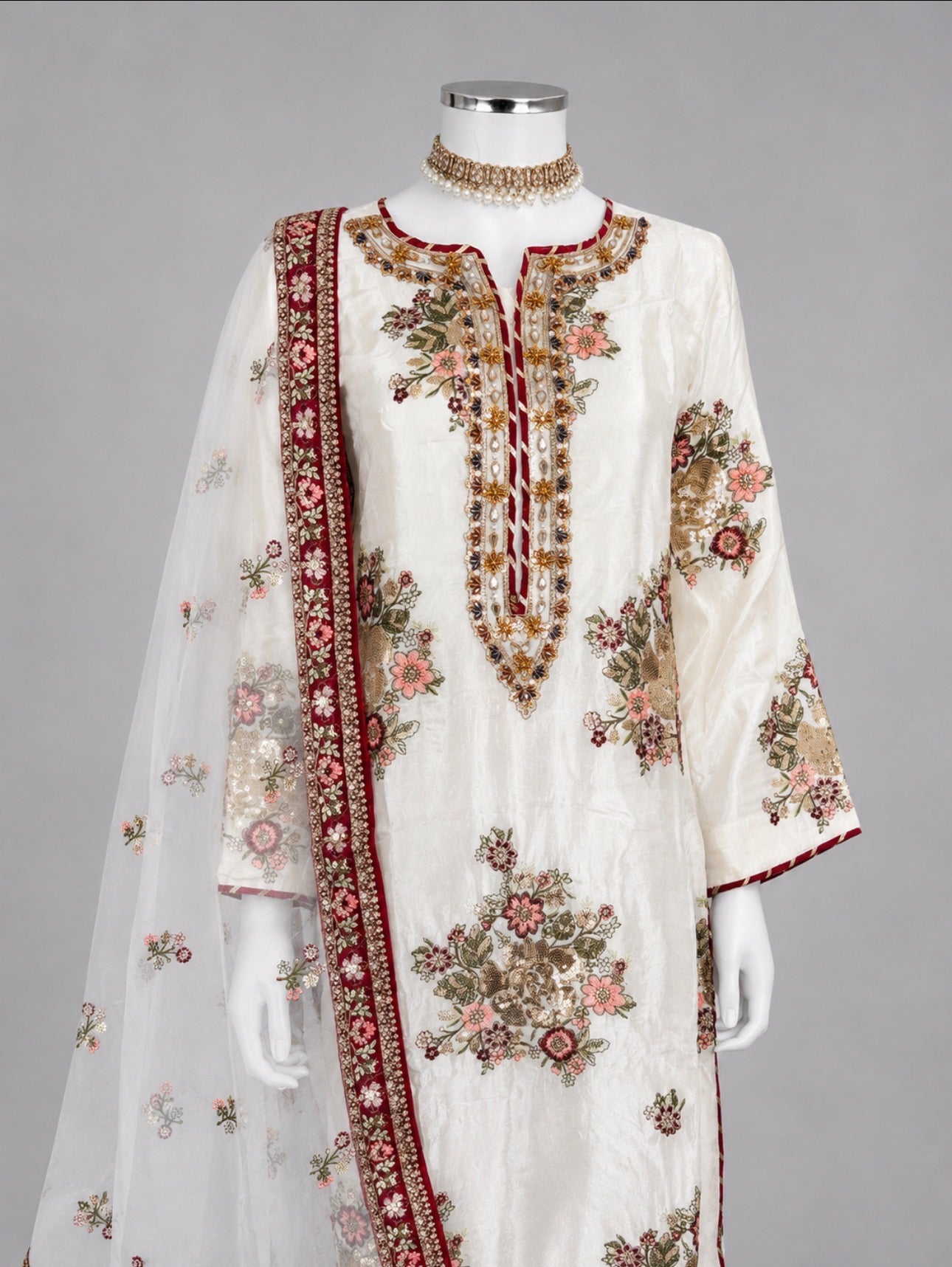 LILLY | 3 pieces heavy sequins embroidered silk suit