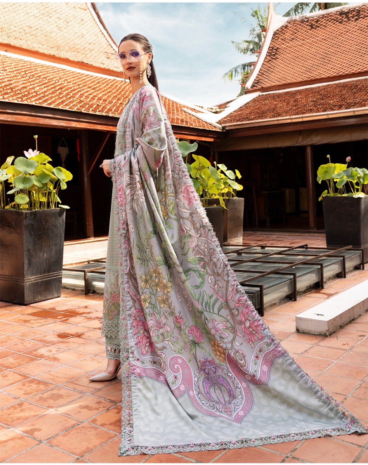 M Prints من ماريا. بي - 2A