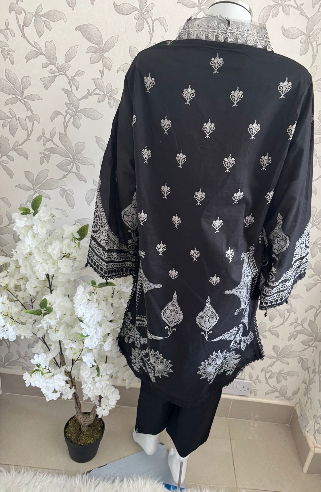 3A-M BASICS by MARIA.B ORIGINAL | 3 piece stitched Lawn suit