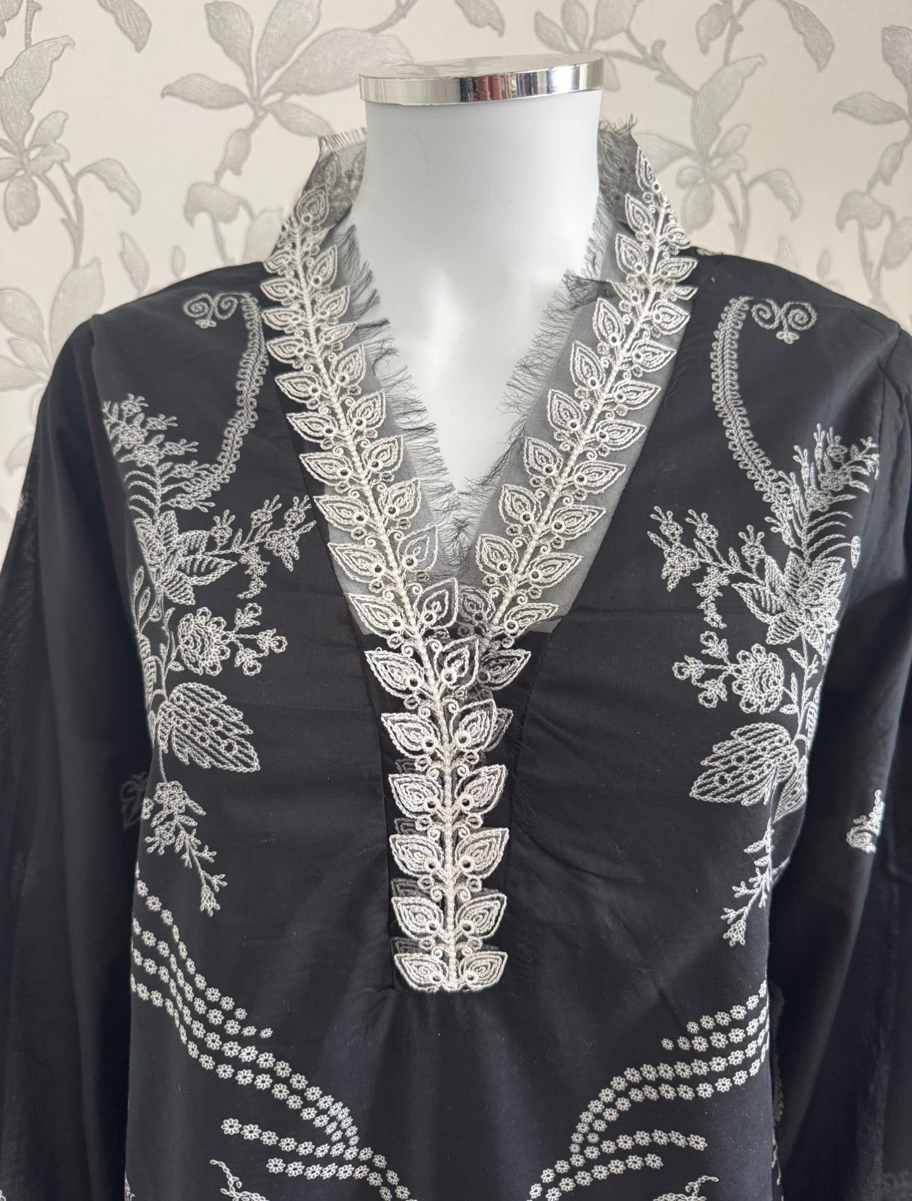 3A-M BASICS by MARIA.B ORIGINAL | 3 piece stitched Lawn suit