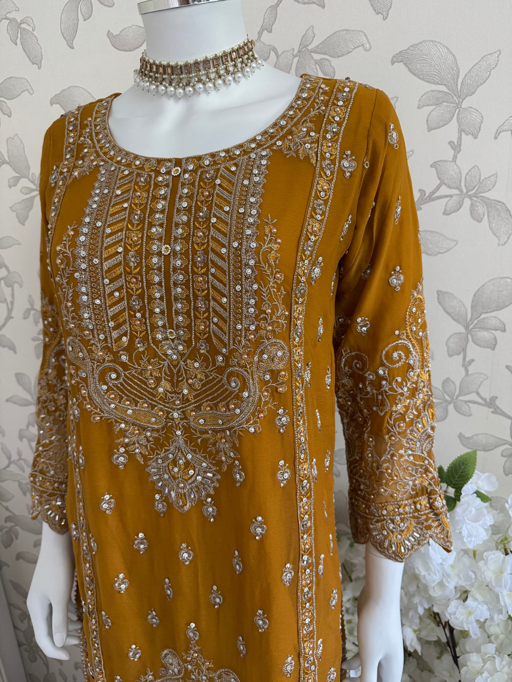 SAFFA | 3 piece Embroidered Chiffon Gharara Suit