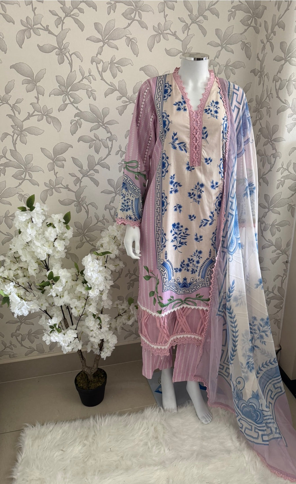 9B-M BASICS by MARIA.B ORIGINAL | 3 piece stitched Lawn suit