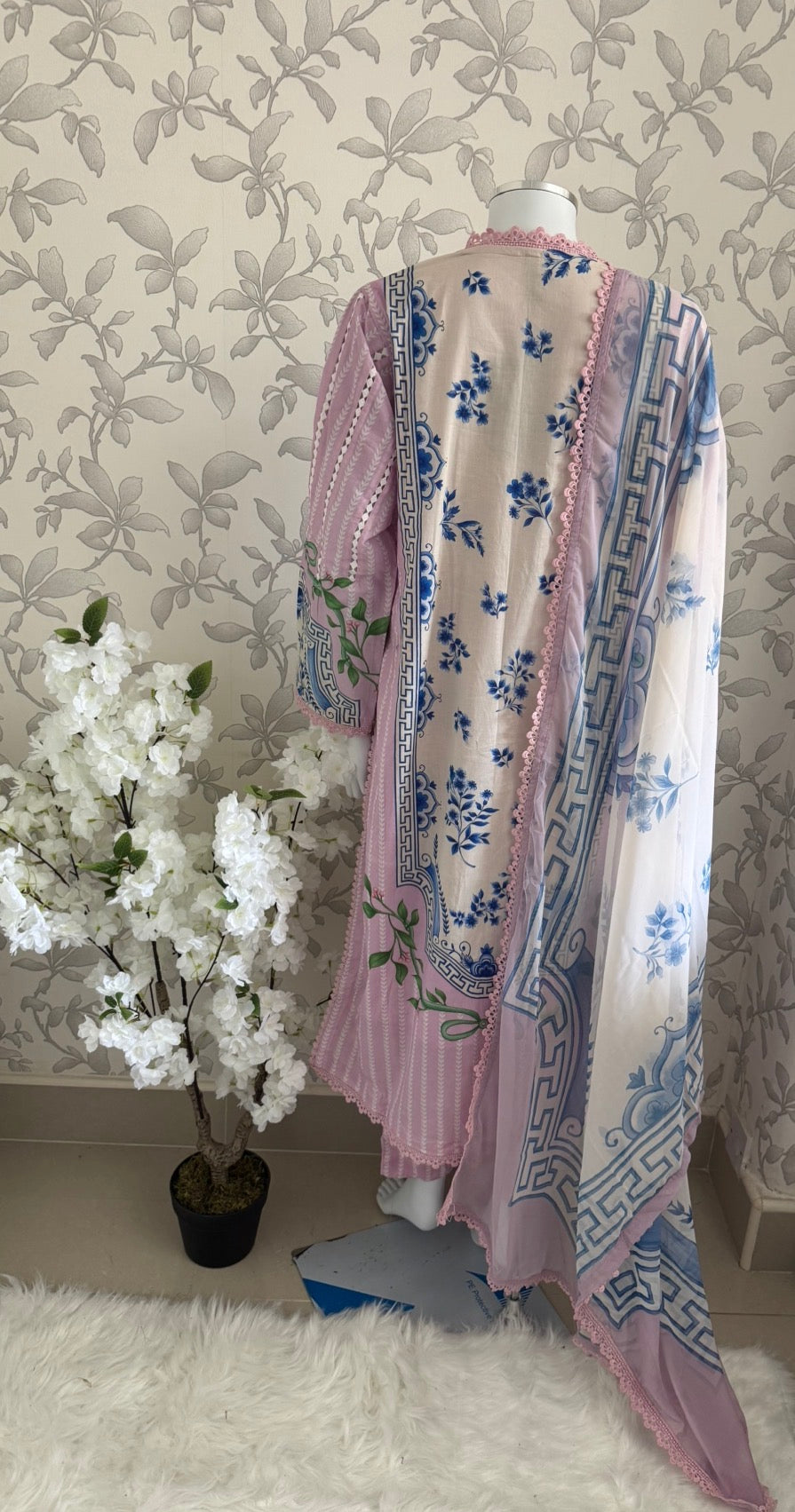 9B-M BASICS by MARIA.B ORIGINAL | 3 piece stitched Lawn suit