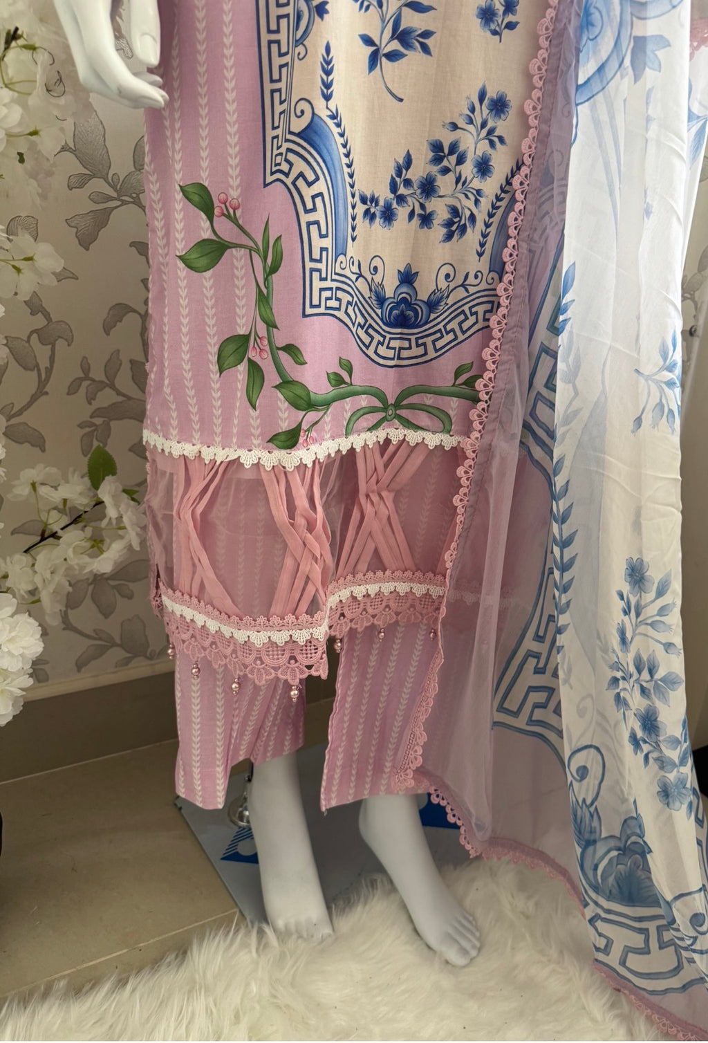 9B-M BASICS by MARIA.B ORIGINAL | 3 piece stitched Lawn suit