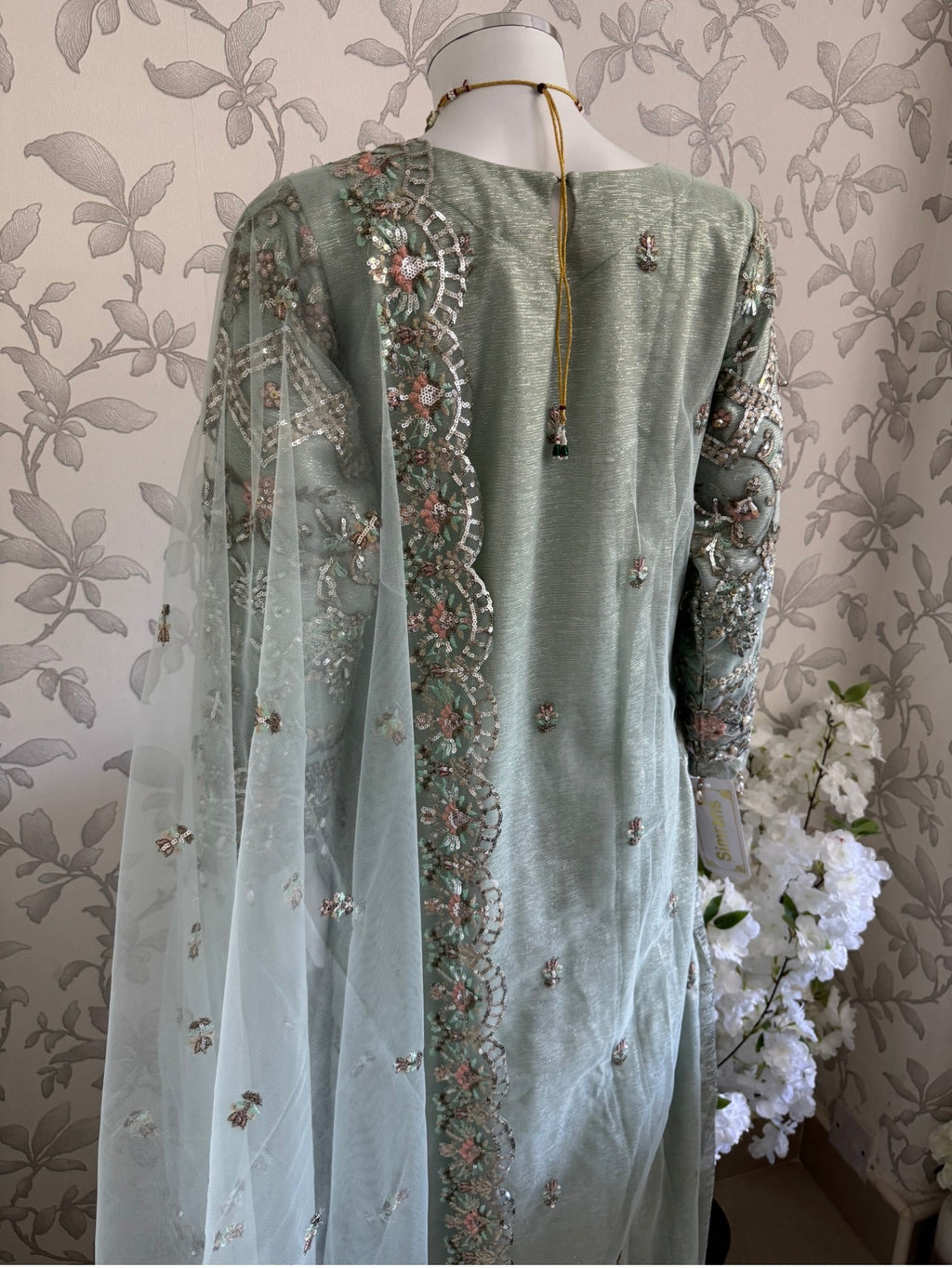 PEARLS | Luxury Hand-Embellished Pakistani 3 pcs Suit