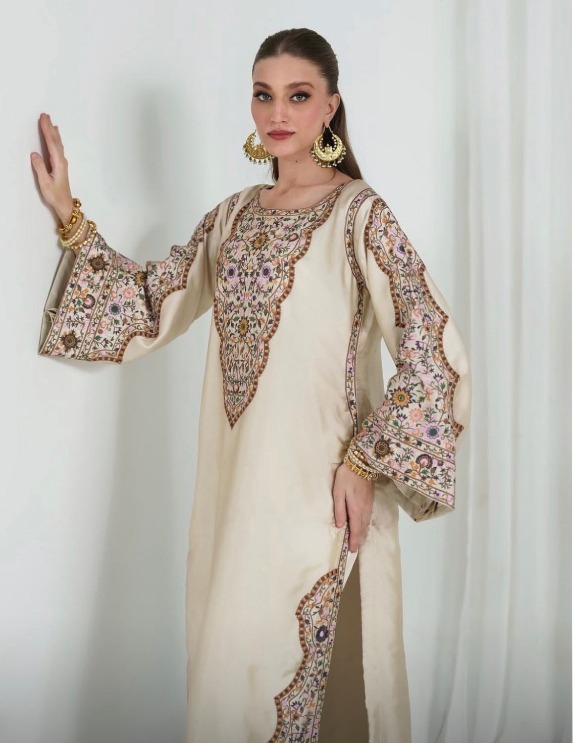Luxury Cream 3 Piece Pakistani Embroidered silk kaftan Suit | Women’s Festive Wear