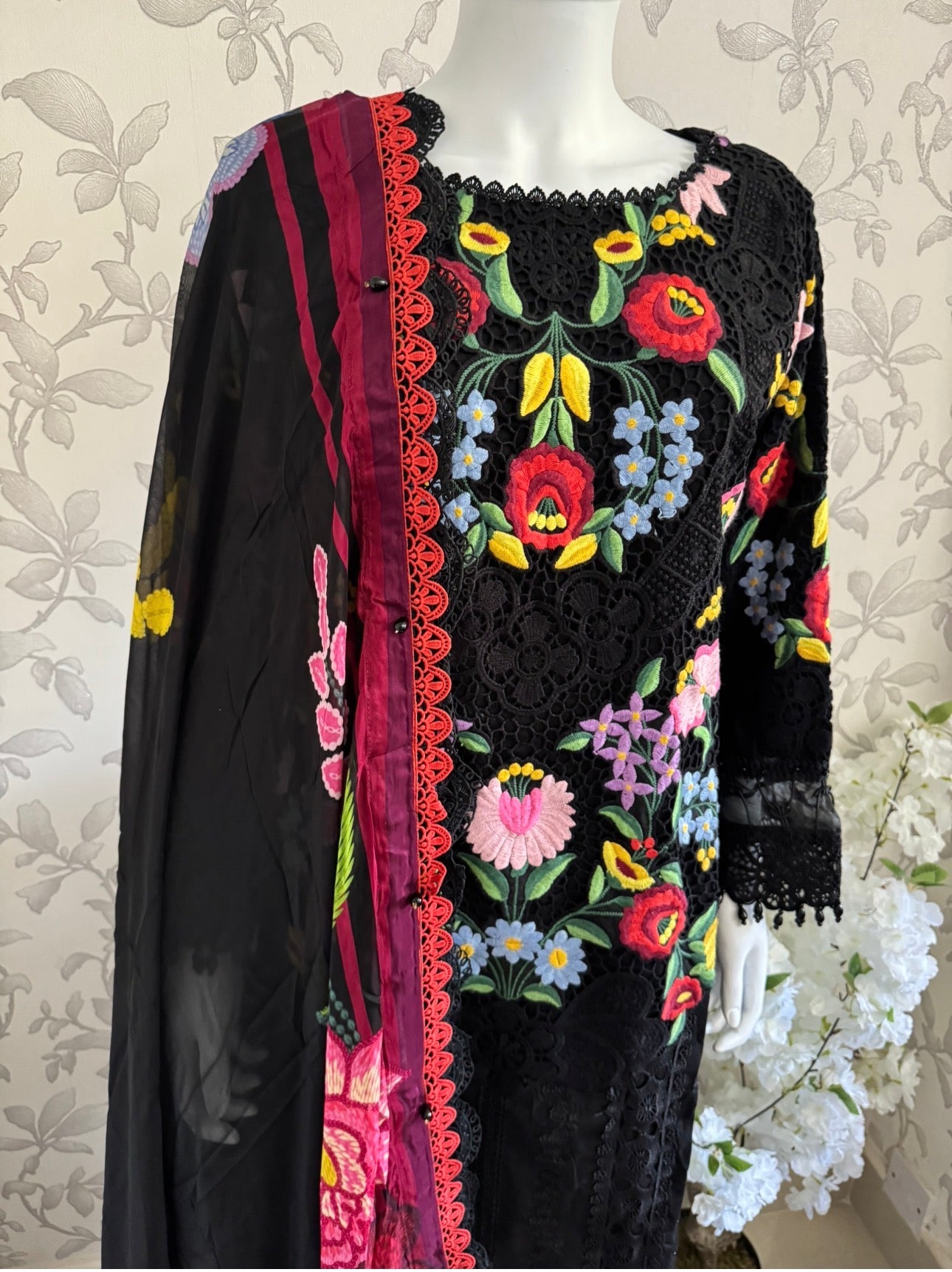 Maria B Luxury Lawn 10B original- 3 piece stitched suit