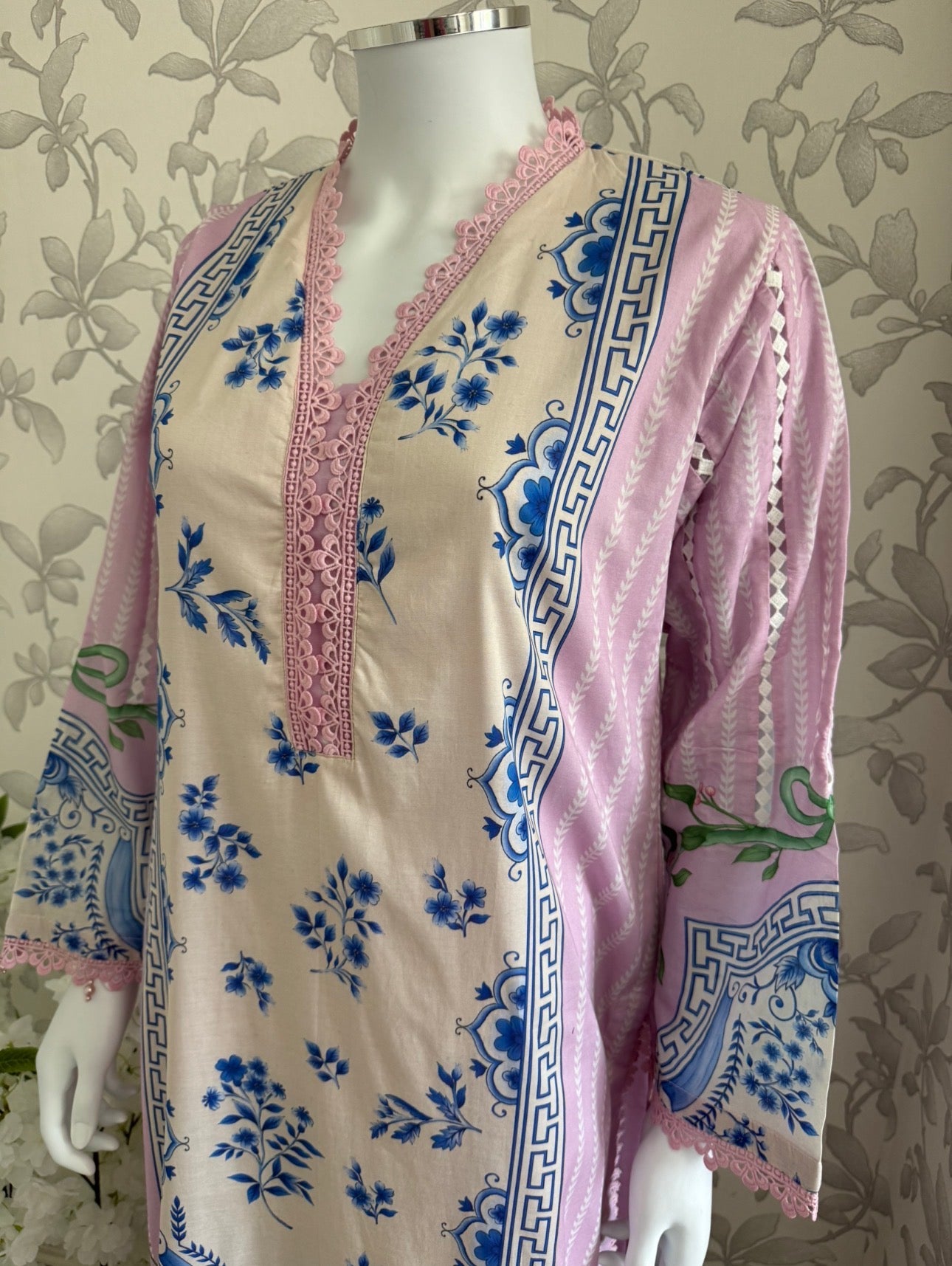 9B-M BASICS by MARIA.B ORIGINAL | 3 piece stitched Lawn suit