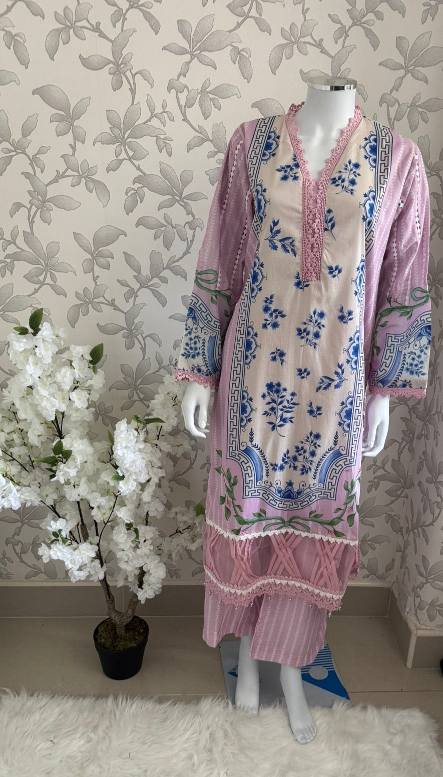 9B-M BASICS by MARIA.B ORIGINAL | 3 piece stitched Lawn suit