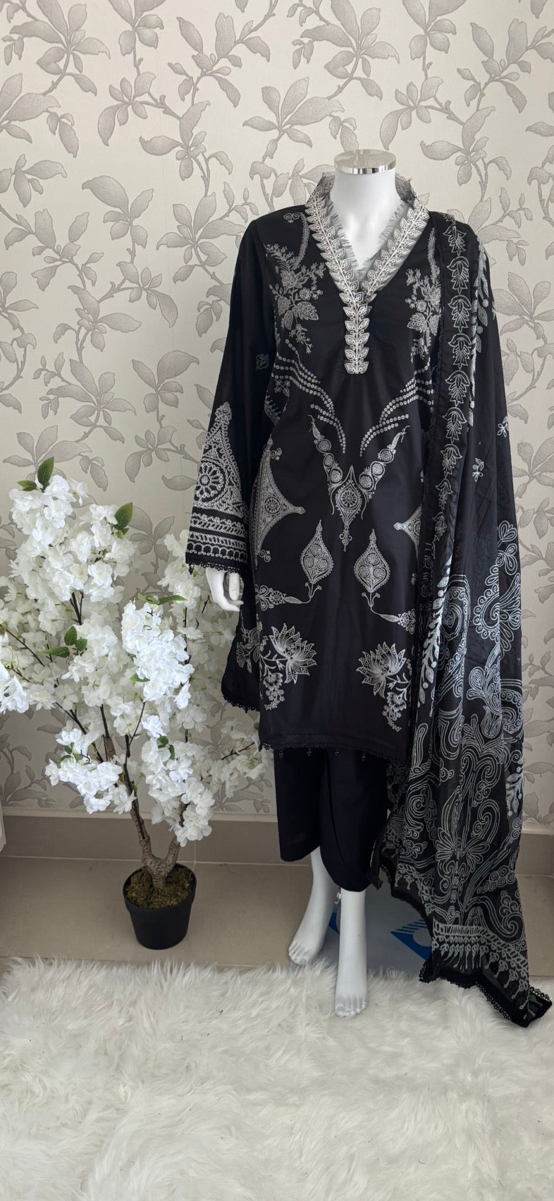 3A-M BASICS by MARIA.B ORIGINAL | 3 piece stitched Lawn suit