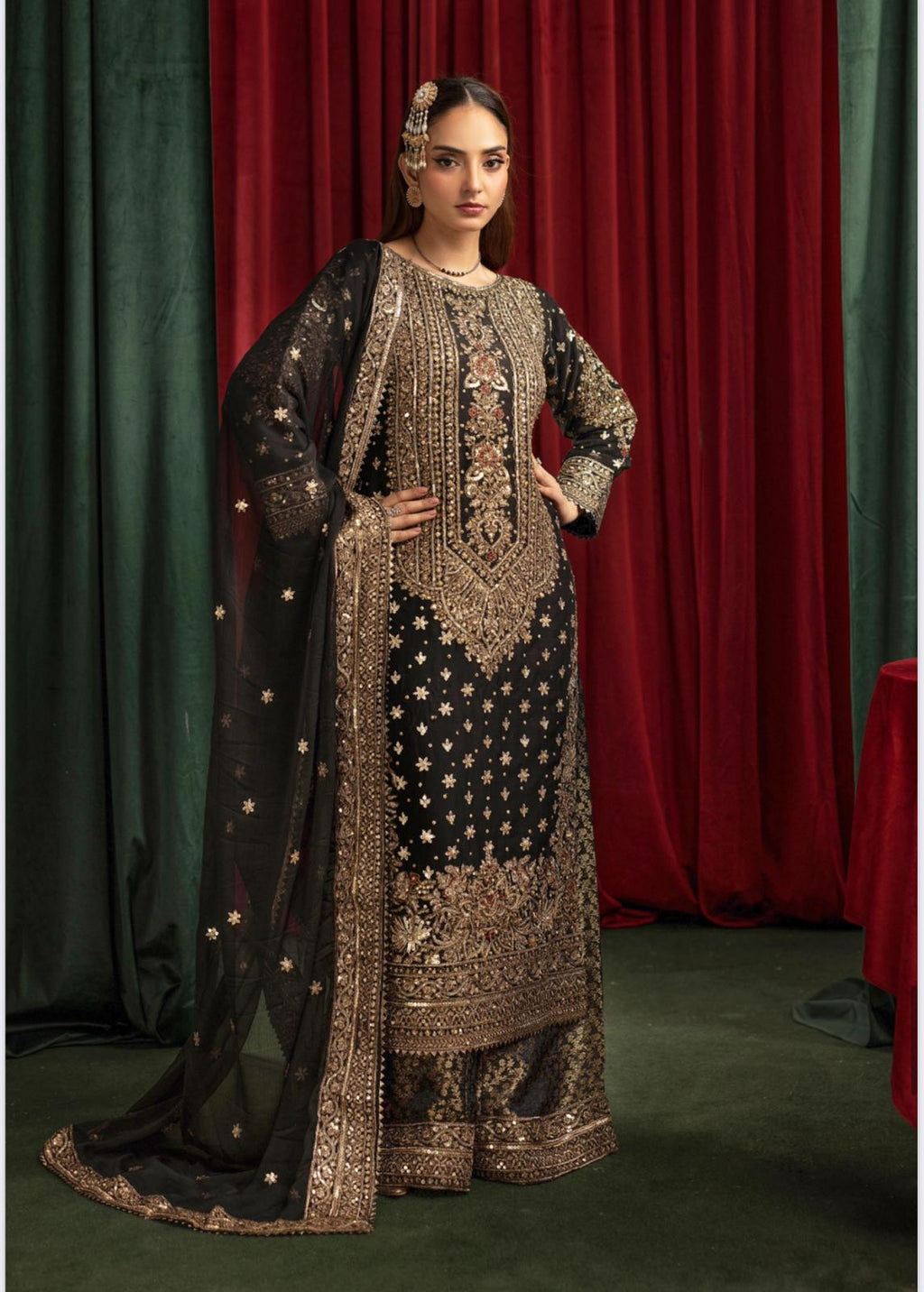 ASHIANA | 4 piece heavy embroidered chiffon wedding suit