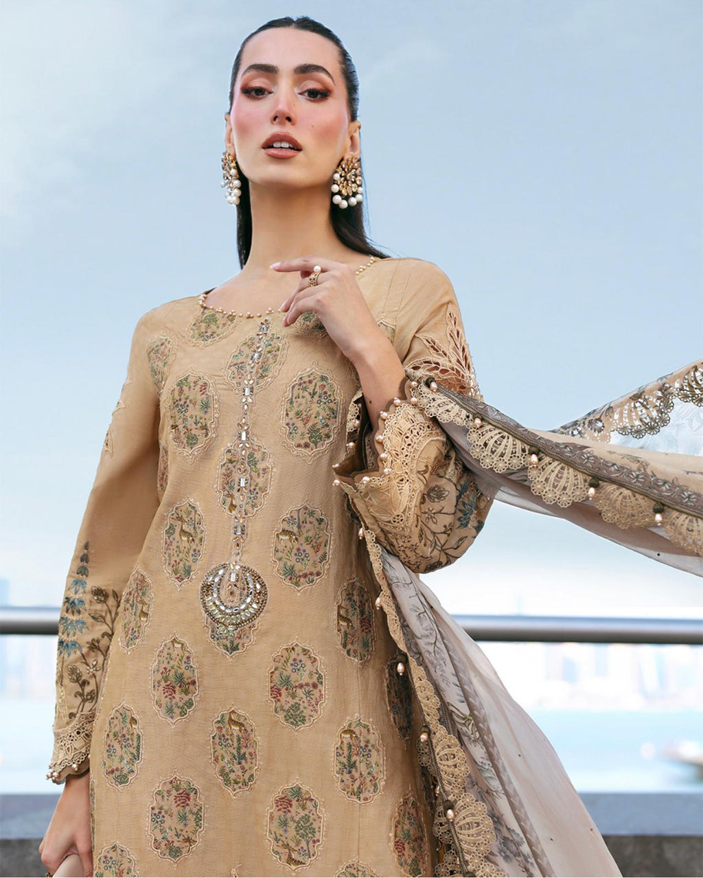 Maria B Luxury Lawn 5A original- 3 piece stitched suit