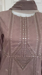 3 Piece Embroidered Lawn Suit